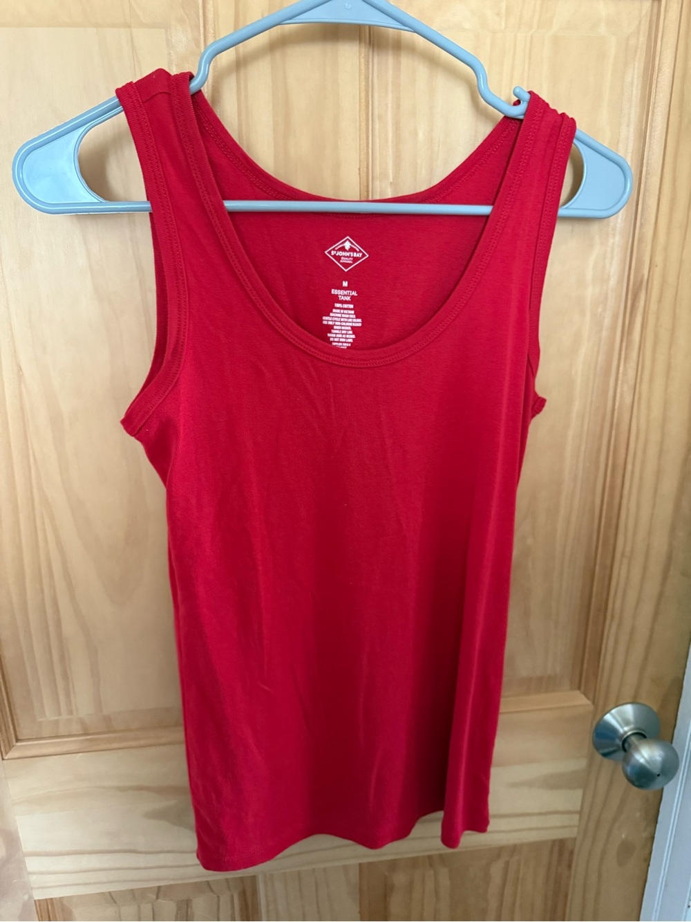 Like New, Women’s Size Medium St. John’s Bay Red Colored Tank Top